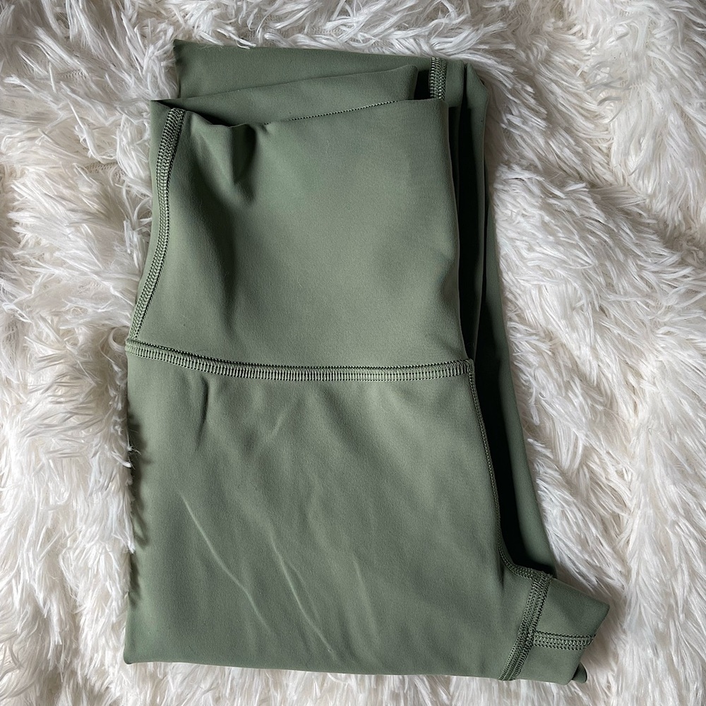Lululemon Wunder Under
